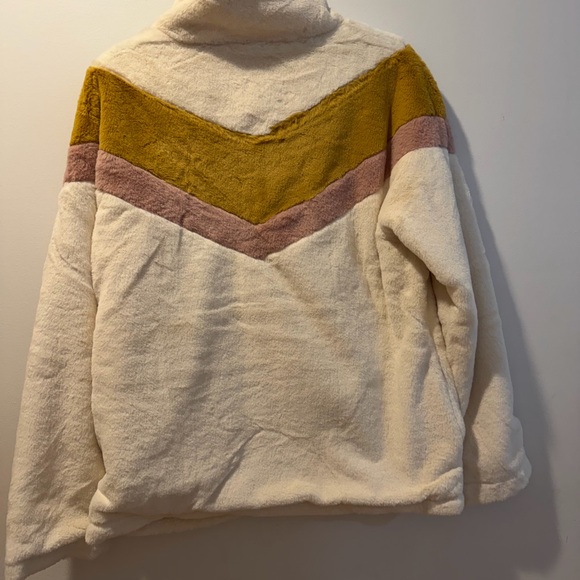 Hem & Thread Cream Fleece Jacket - Picture 3 of 4